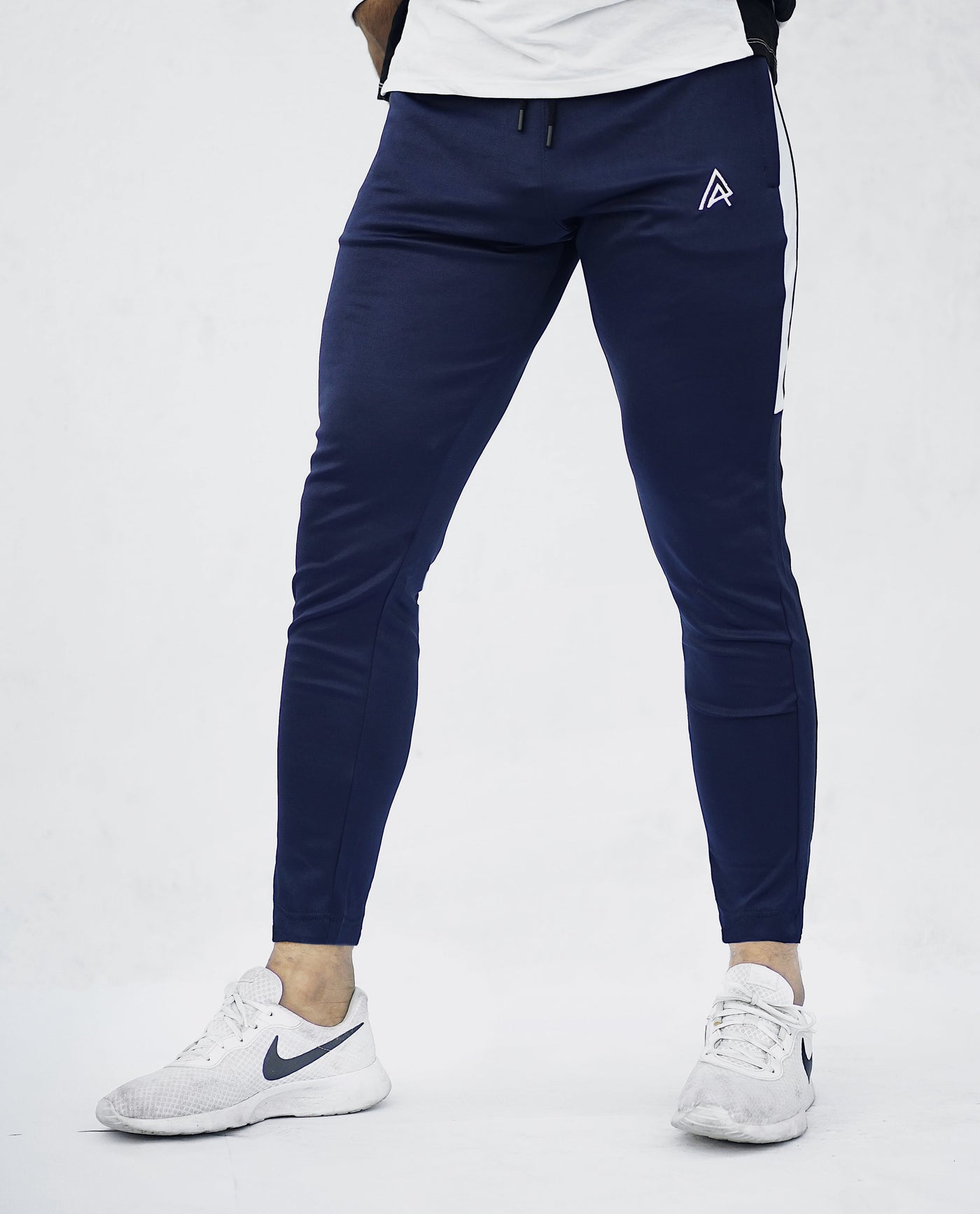 Deep navy with White Side Panel Quick Dry Bottoms